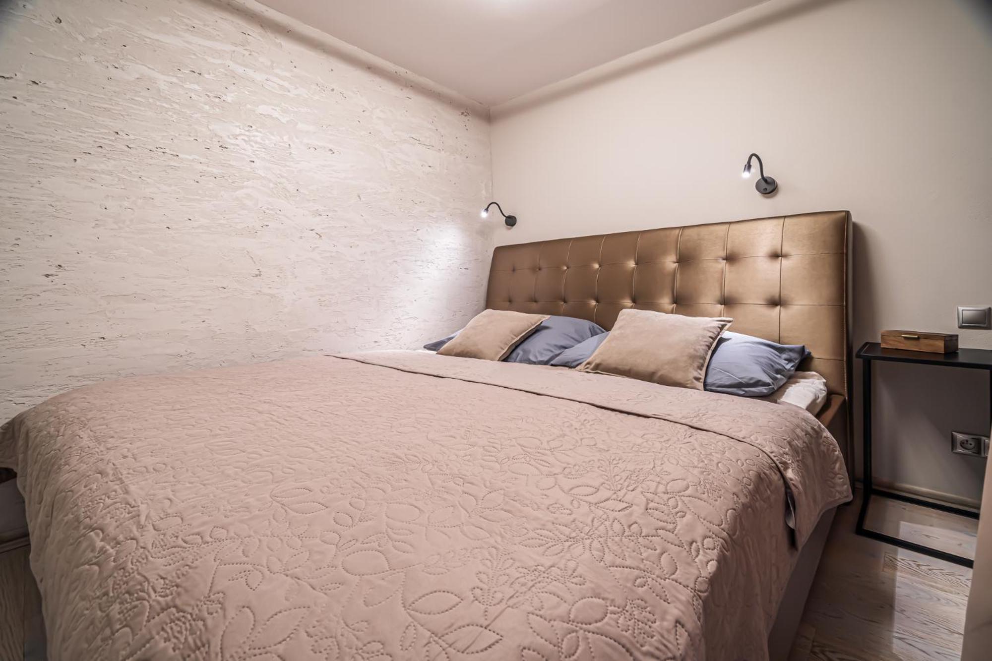 Luxurious And Royal Apartment In The Old Town Bratislava Exterior foto